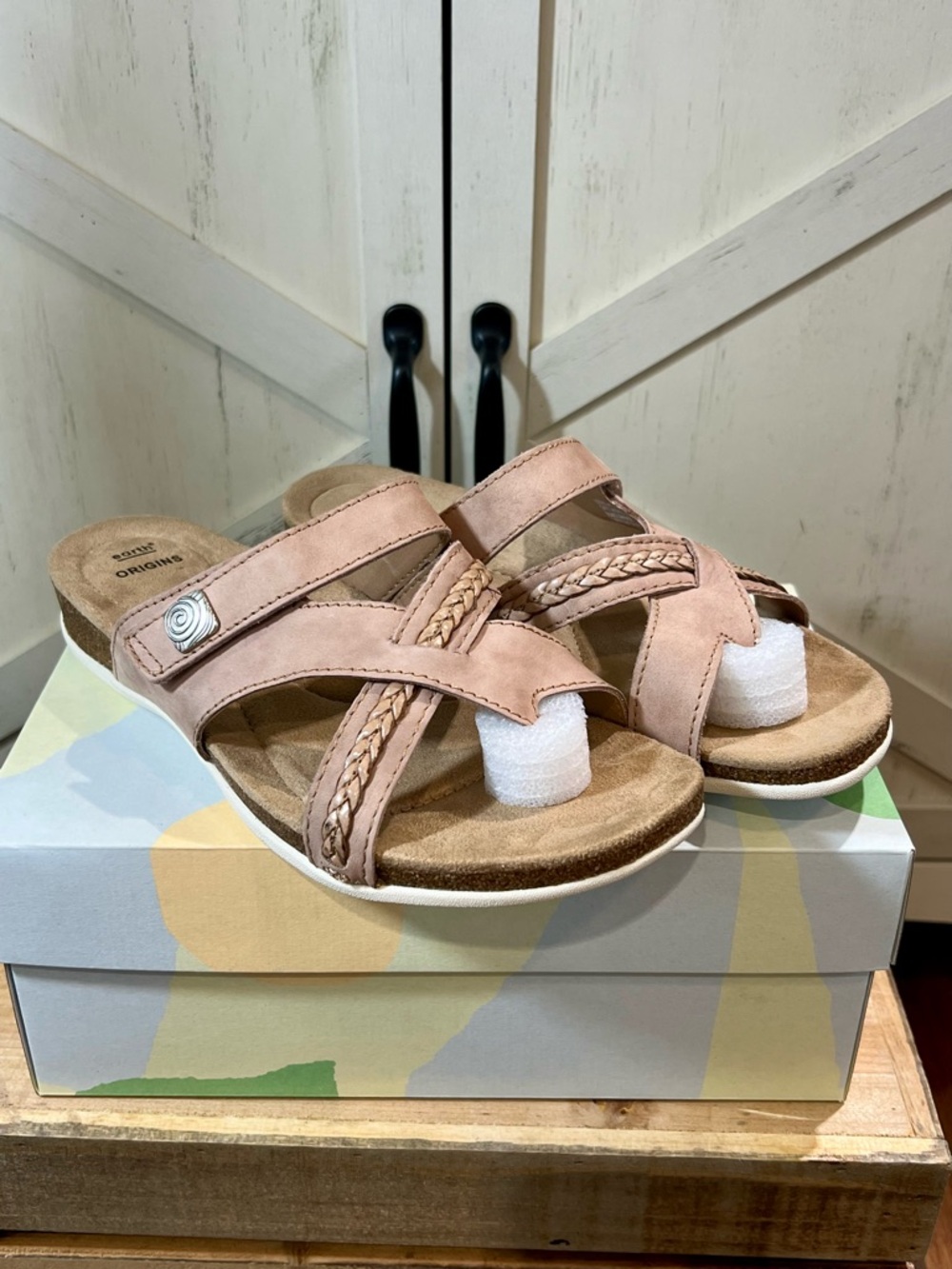 Earth Origins Sandals Womens 8 W Bosk Brent Blush Leather Casual Slip On NIB - Picture 2 of 8